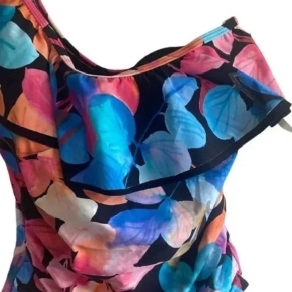 New! Profile by Gottex Color Rush Black Ruffle One Shoulder One Piece Swimsuit‎ - Picture 5 of 7